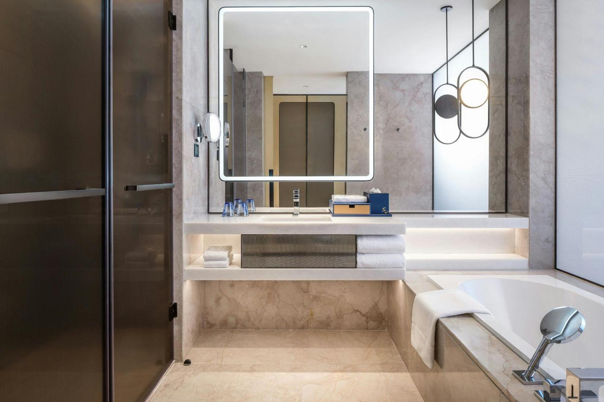 Renaissance Zhuhai Hotel Buitenkant foto