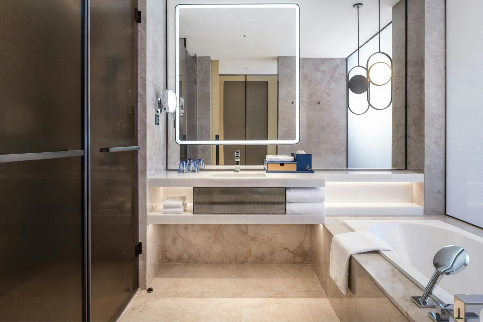 Renaissance Zhuhai Hotel Buitenkant foto